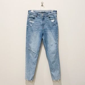 American Eagle stretch high rise mom jean-light wash
